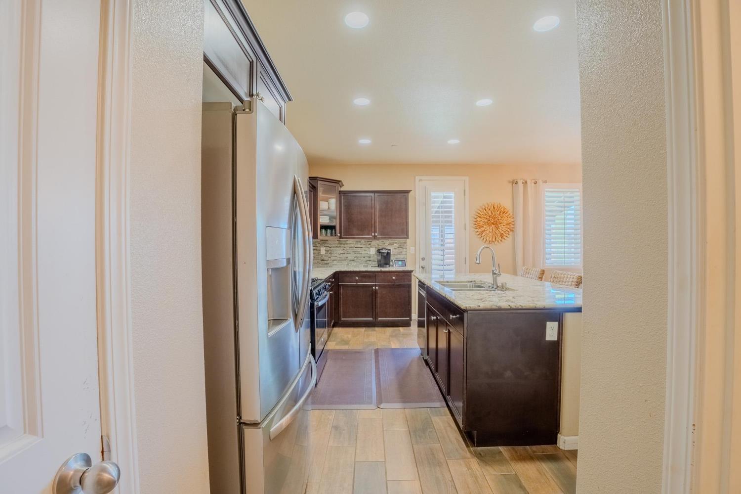 1116 West Muir Way Hanford, CA 93230 - Photo 25 of 54