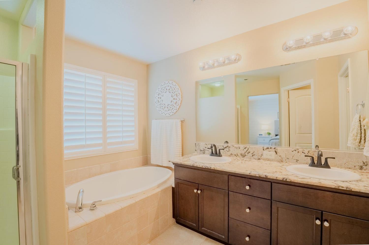 1116 West Muir Way Hanford, CA 93230 - Photo 32 of 54