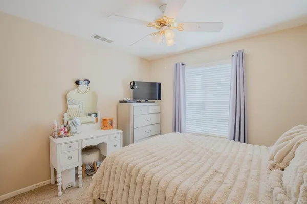 $465,000 | 1116 West Muir Way, Hanford, CA 93230