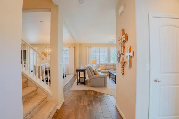 $465,000 | 1116 West Muir Way, Hanford, CA 93230