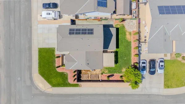 $465,000 | 1116 West Muir Way, Hanford, CA 93230