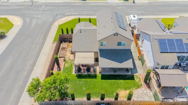 $465,000 | 1116 West Muir Way, Hanford, CA 93230