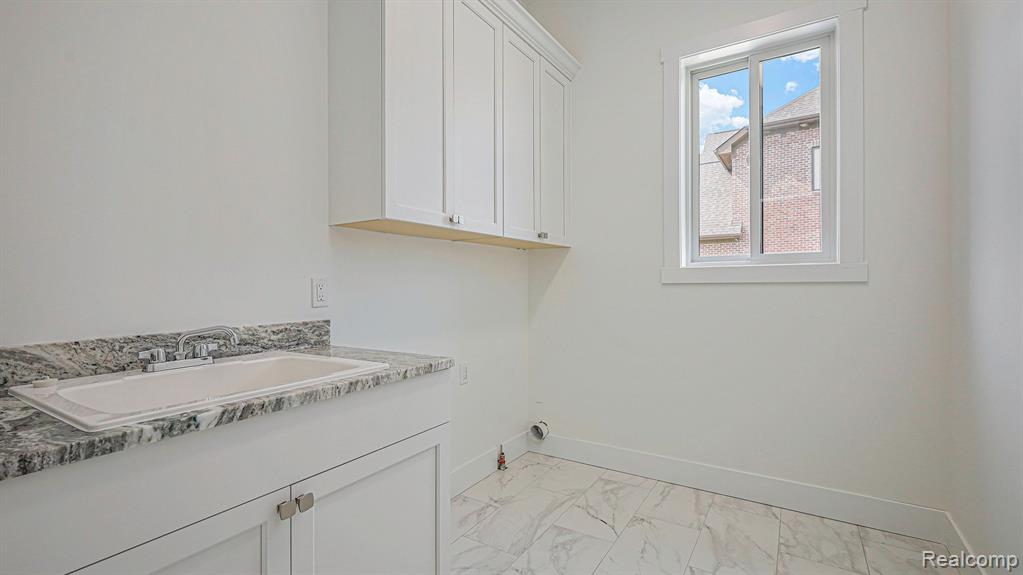 6115 Sheldon Road Rochester Hills, MI 48306 - Photo 27 of 36