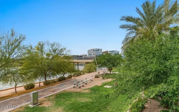 $2,750 | 945 East Playa Del Norte Drive, Unit 2005, Tempe, AZ 85288