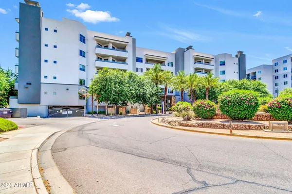 $2,750 | 945 East Playa Del Norte Drive, Unit 2005, Tempe, AZ 85288