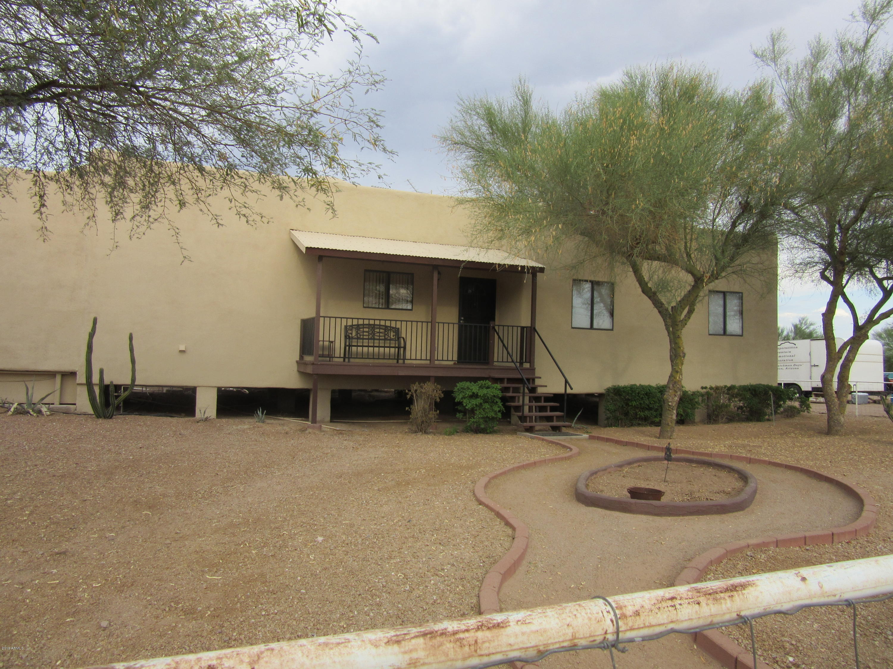 255 North Vista Road Apache Junction, AZ 85119 - Photo 1 of 16 IMG_1394 (1)
