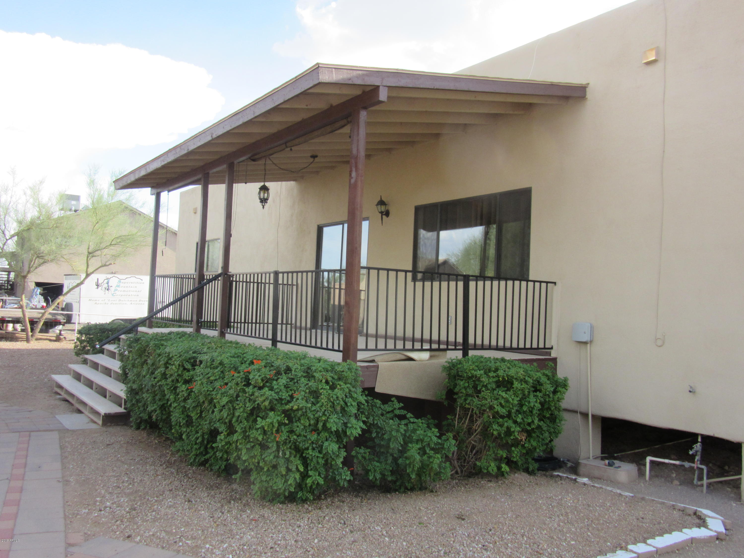 255 North Vista Road Apache Junction, AZ 85119 - Photo 9 of 16 IMG_1473
