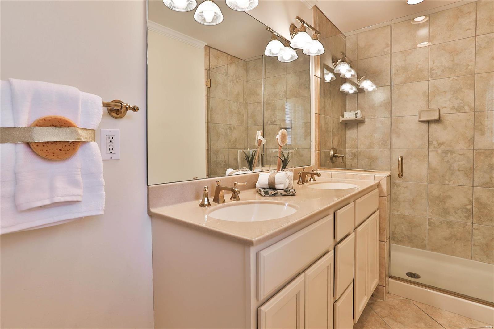 829 Hawbrook Road St. Louis, MO 63122 - Photo 20 of 35