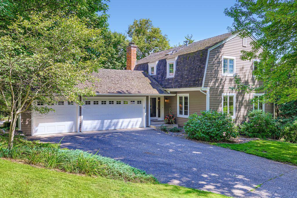 3900 Hillcrest Way Deephaven, MN 55391 - Photo 1 of 29