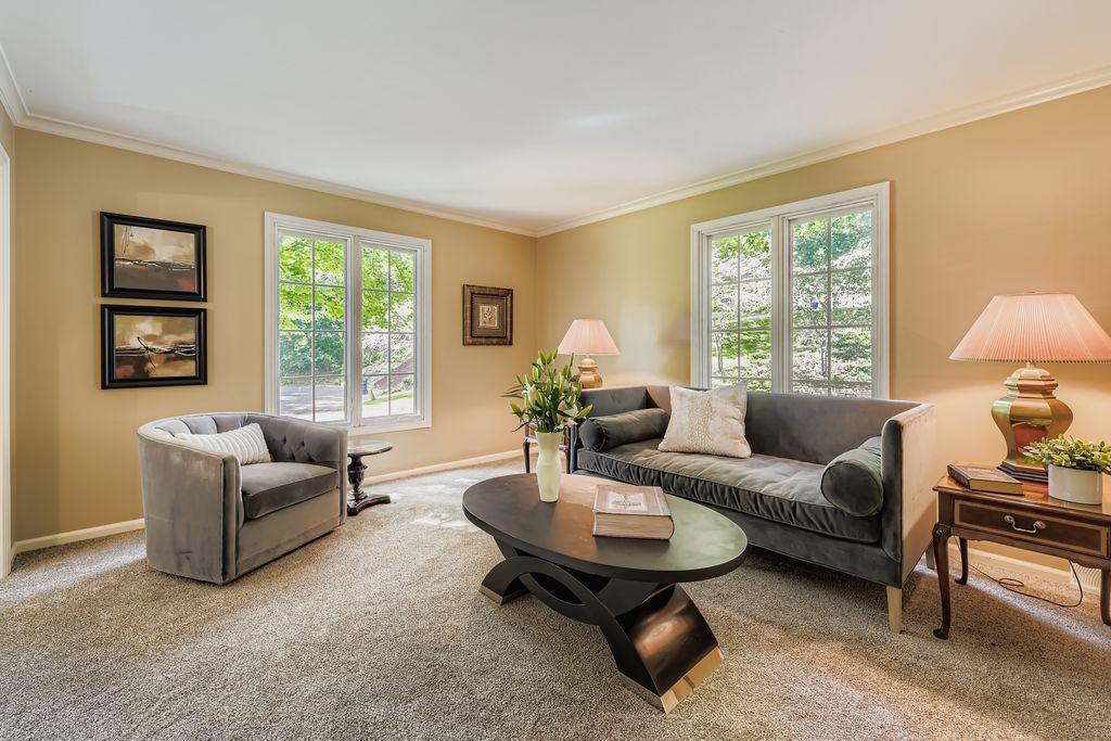 3900 Hillcrest Way Deephaven, MN 55391 - Photo 5 of 29