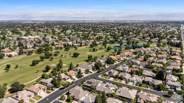 a view of livingroom with furniture and natural light