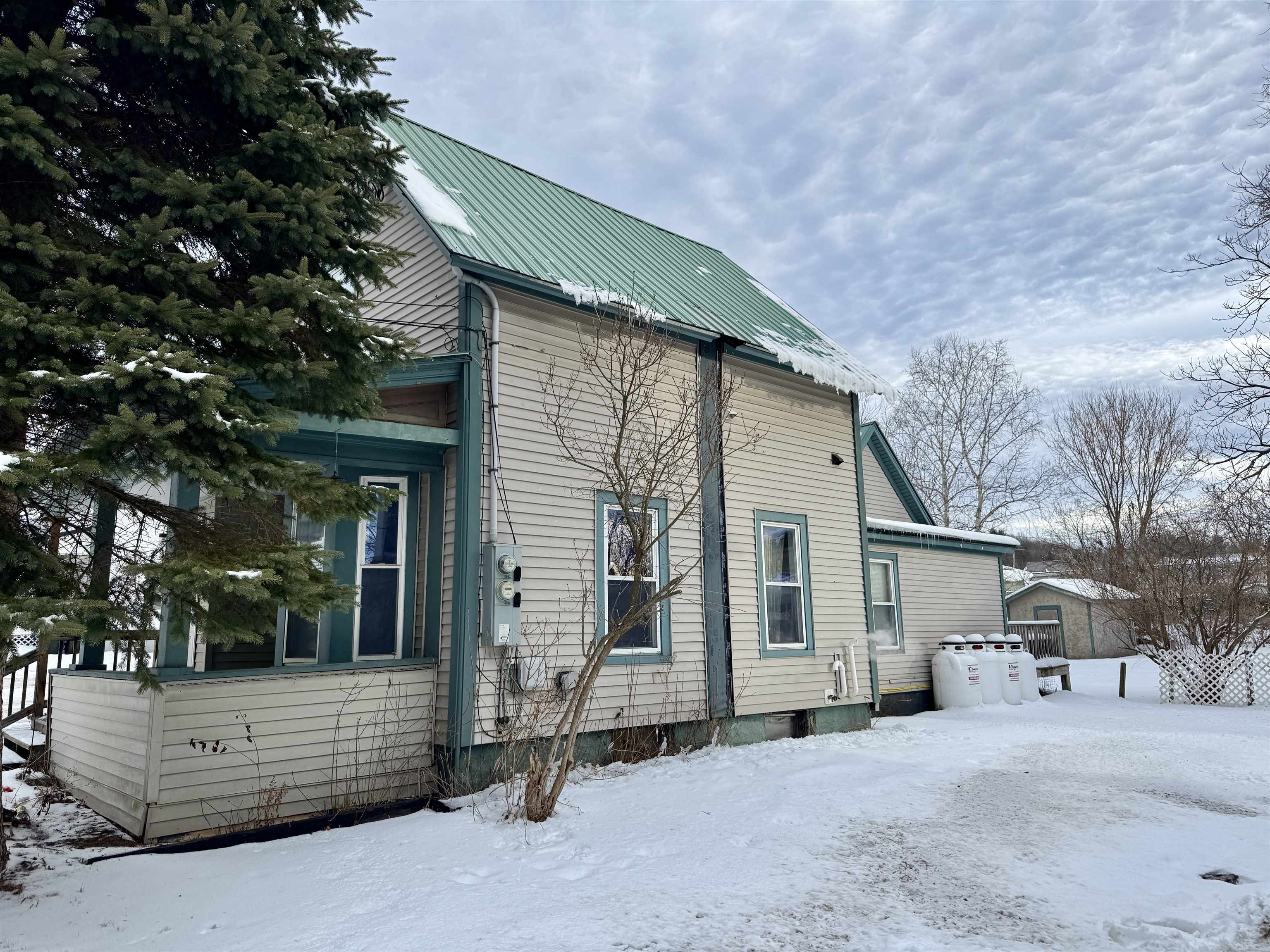 35 Spring Street Newport, VT 05855 - Photo 18 of 21