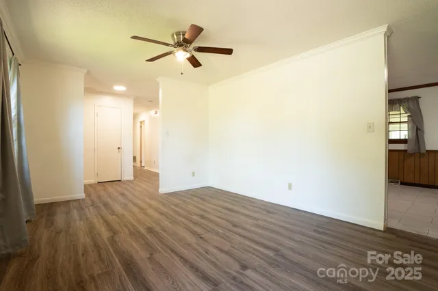 $260,000 | 194 Hillsboro Road, Taylorsville, NC 28681