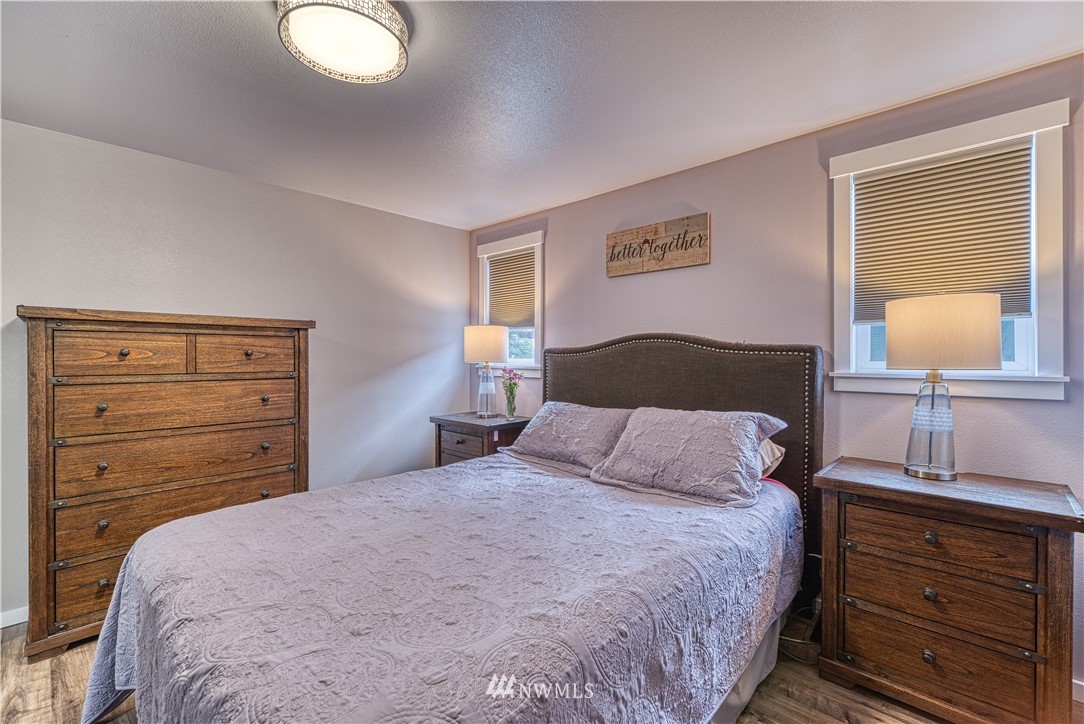 2603 Perry Avenue Bremerton, WA 98310 - Photo 11 of 27 Gallery Image 11