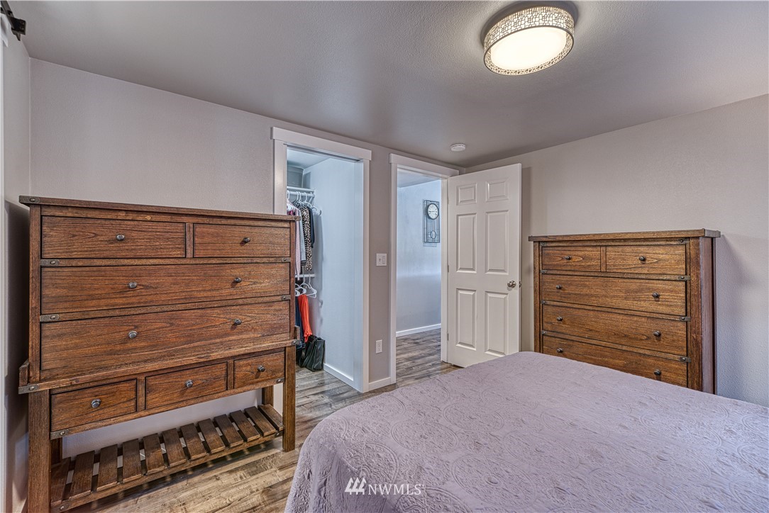 2603 Perry Avenue Bremerton, WA 98310 - Photo 12 of 27 Gallery Image 12