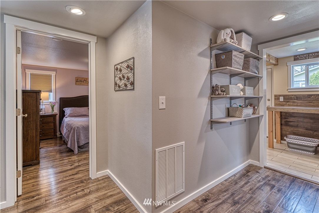 2603 Perry Avenue Bremerton, WA 98310 - Photo 14 of 27 Gallery Image 14