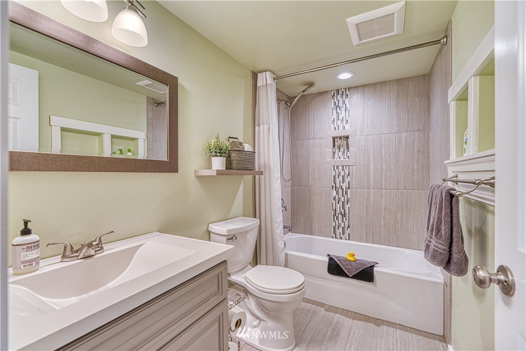 2603 Perry Avenue Bremerton, WA 98310 - Photo 18 of 27 Gallery Image 18