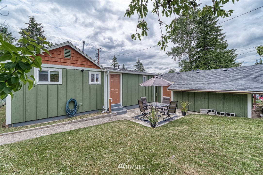 2603 Perry Avenue Bremerton, WA 98310 - Photo 23 of 27 Gallery Image 23