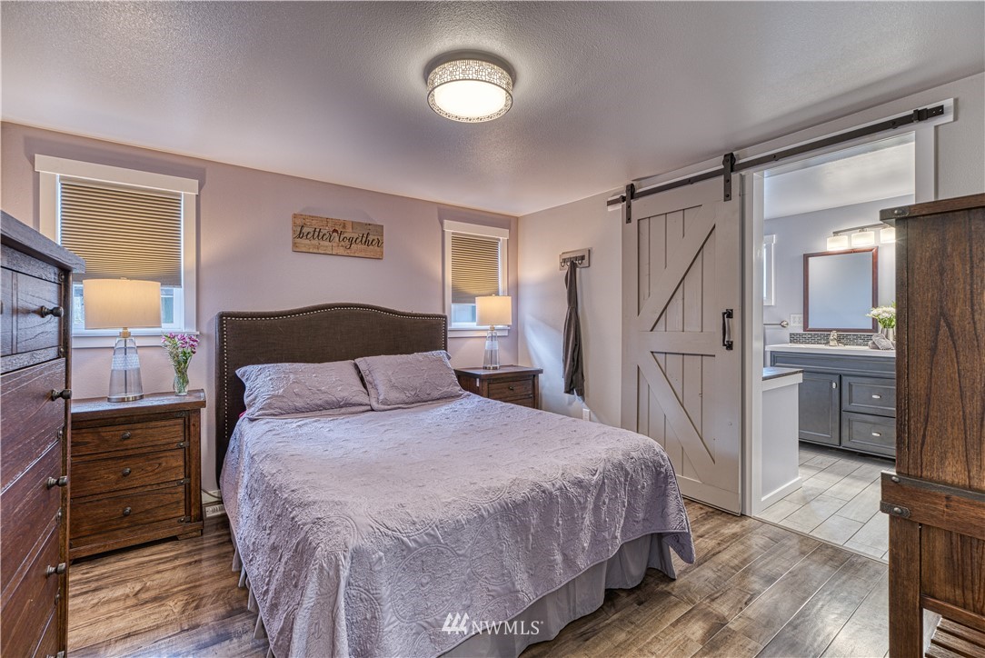 2603 Perry Avenue Bremerton, WA 98310 - Photo 9 of 27 Gallery Image 9