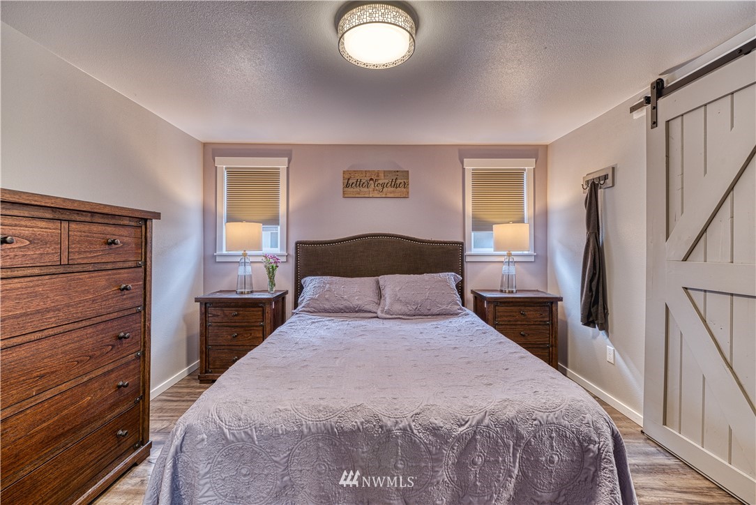 2603 Perry Avenue Bremerton, WA 98310 - Photo 10 of 27 Gallery Image 10