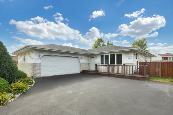 $3,250 | 1013 Stonegate Road, New Lenox, IL 60451