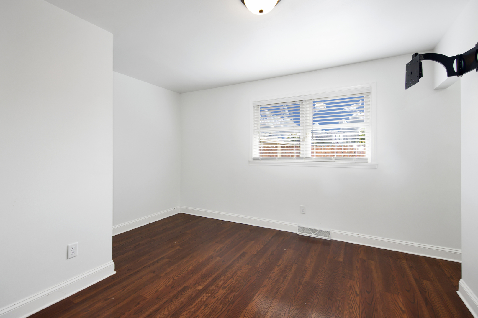 1013 Stonegate Road New Lenox, IL 60451 - Photo 12 of 25