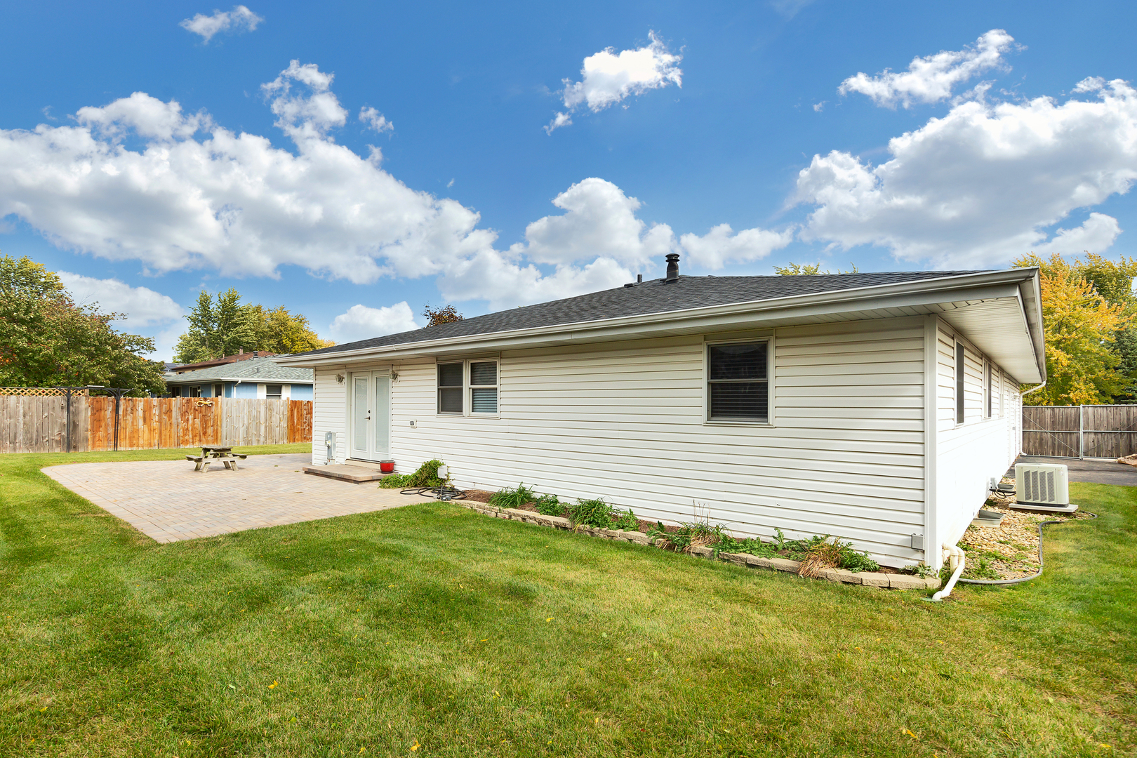 1013 Stonegate Road New Lenox, IL 60451 - Photo 24 of 25