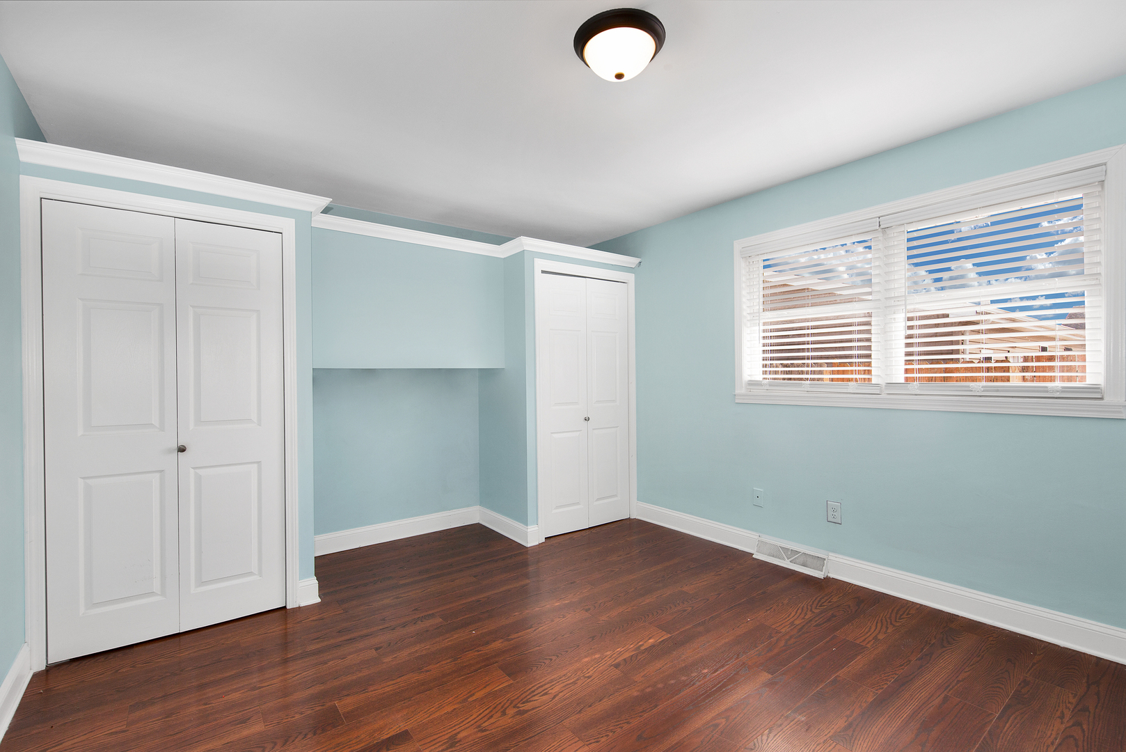 1013 Stonegate Road New Lenox, IL 60451 - Photo 8 of 25