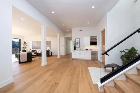 $10,850,000 | 45 Calaveras Court, Hillsborough, CA 94010