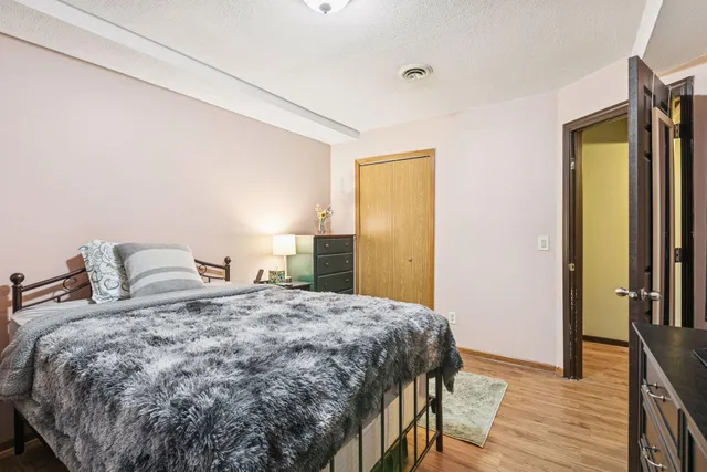 $375,000 | 9498 Hamlet Avenue South, Cottage Grove, MN 55016