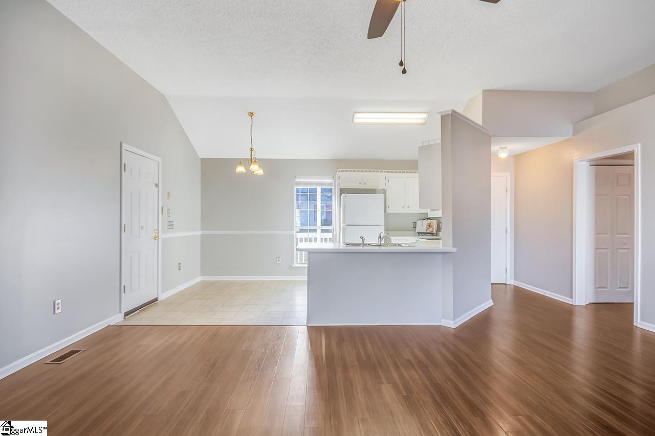 435 Timberview Lane Simpsonville, SC 29681 - Photo 7 of 25 Gallery Image 7