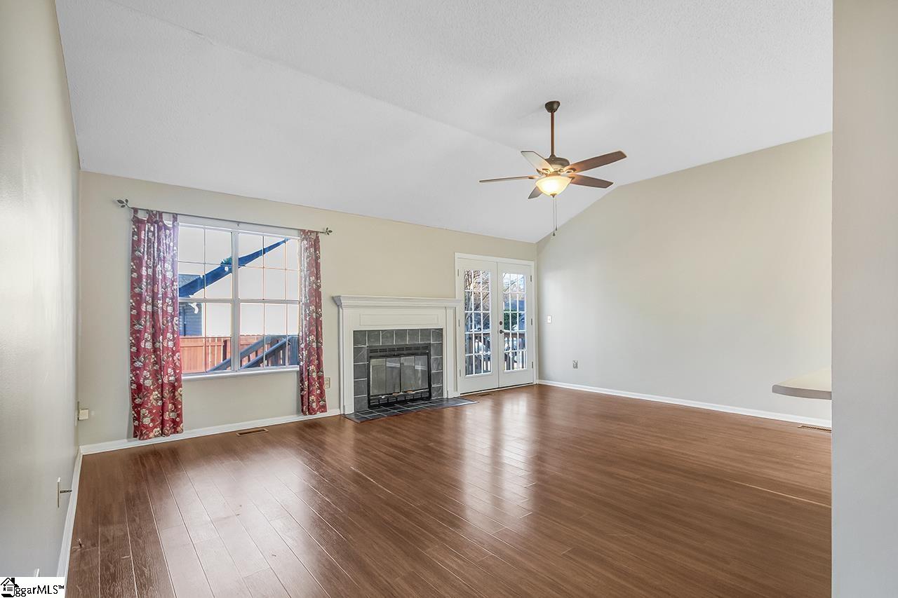 435 Timberview Lane Simpsonville, SC 29681 - Photo 9 of 25 Gallery Image 9