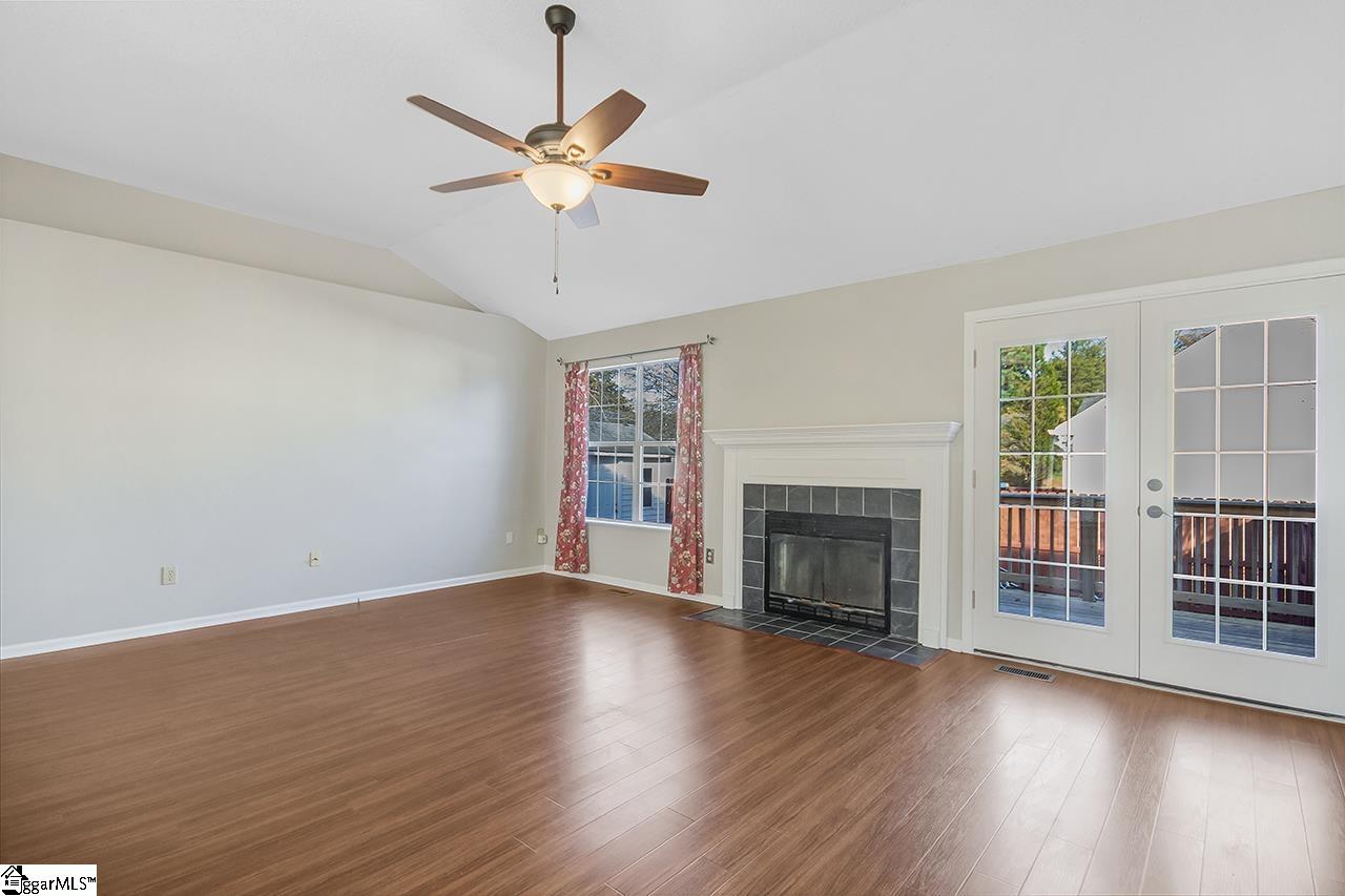 435 Timberview Lane Simpsonville, SC 29681 - Photo 10 of 25 Gallery Image 10