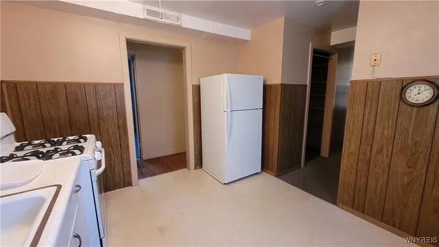 $1,100 | 6 Balzac Court, Tonawanda, NY 14150