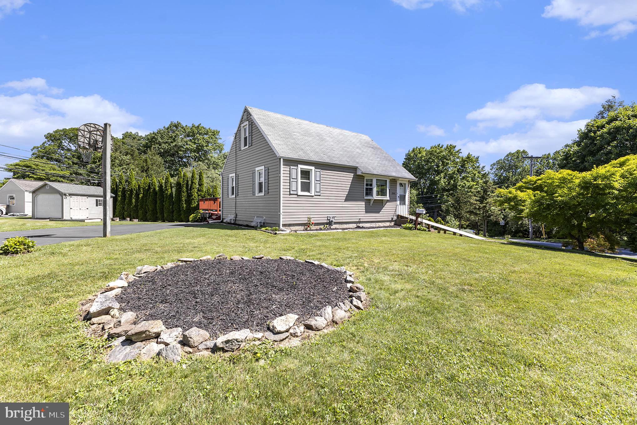 200 Barren Road Newtown Square, PA 19073 - Photo 1 of 33