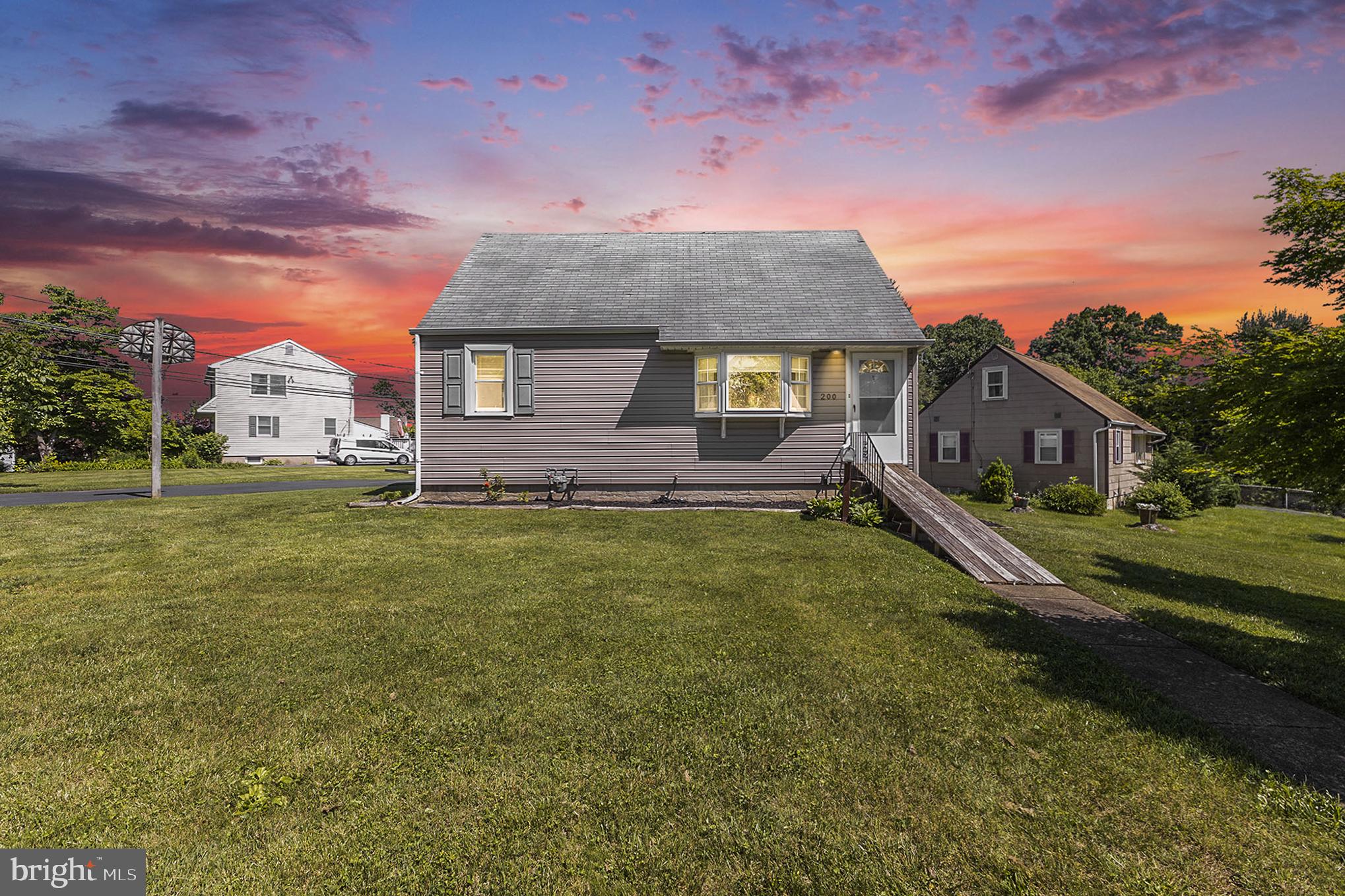 200 Barren Road Newtown Square, PA 19073 - Photo 2 of 33