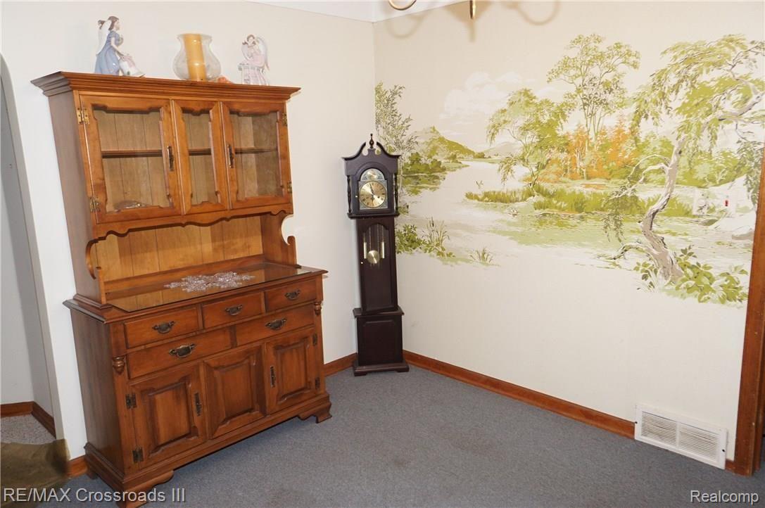 44940 Bemis Road Belleville, MI 48111 - Photo 11 of 18 DSC03124.JPG