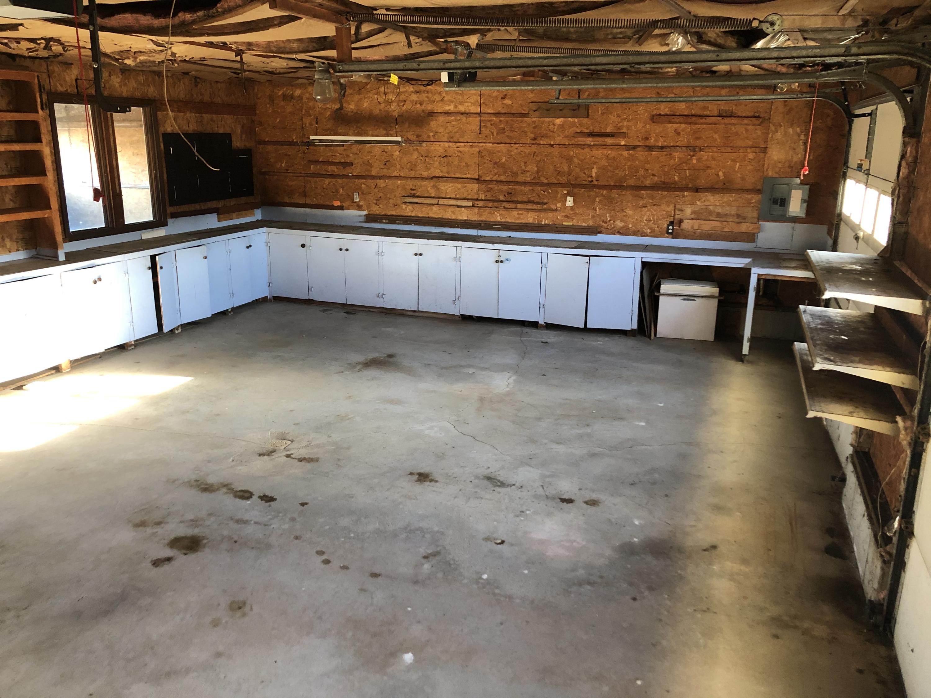 254 Town House Road Chelsea, ME 04330 - Photo 19 of 19 Garage