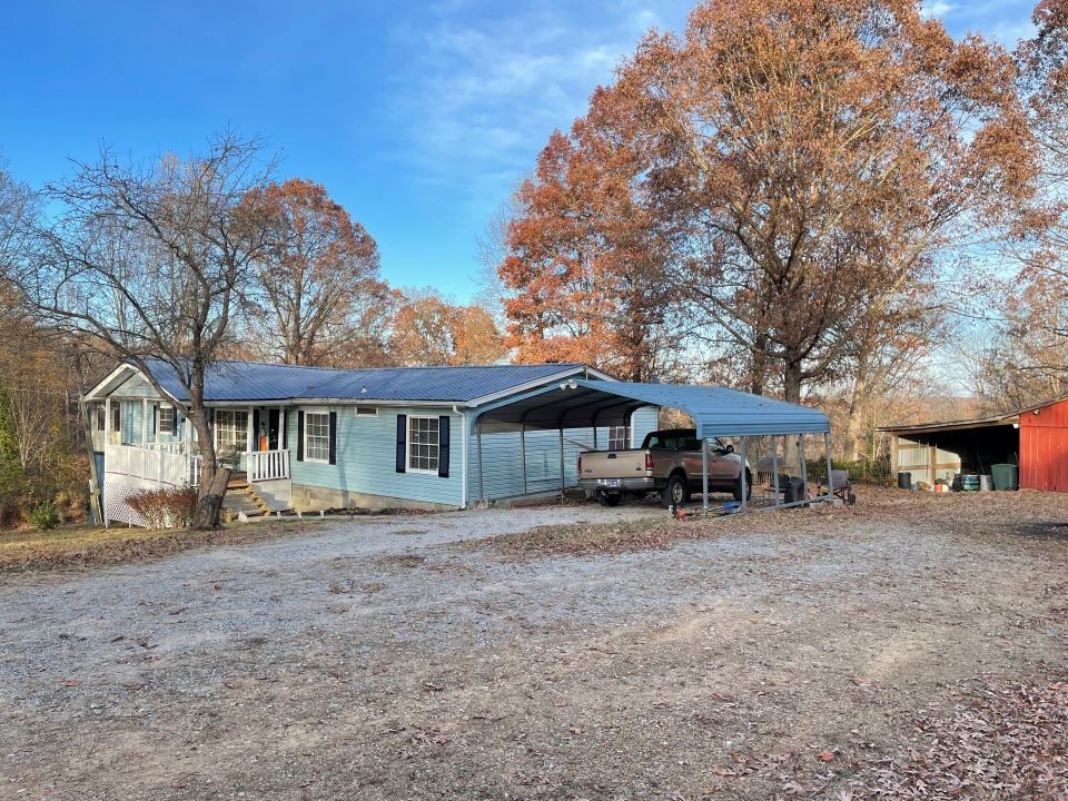 1172 Pack Road White Bluff, TN 37187 - Photo 3 of 24 Gallery Image 3