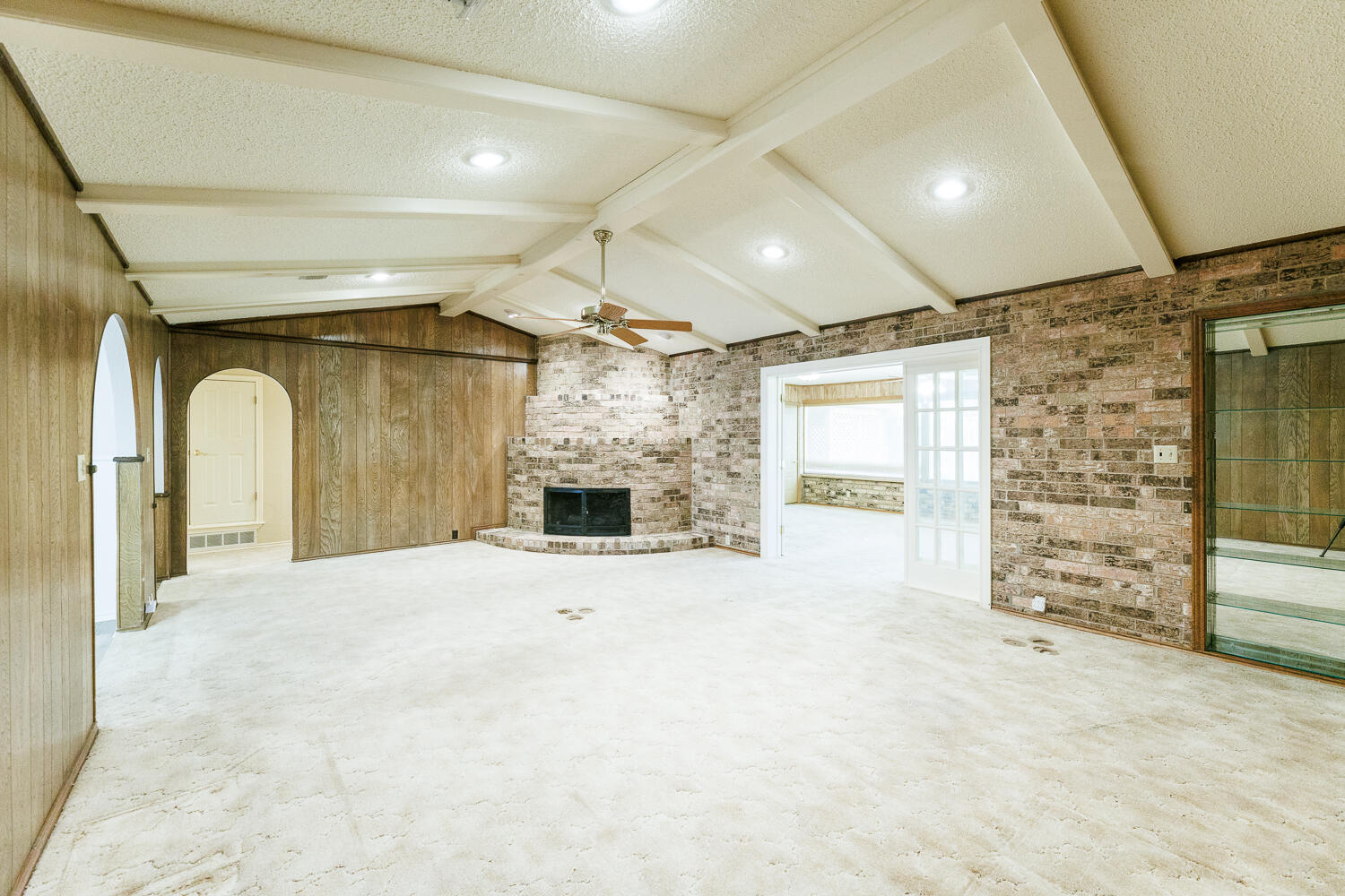 4419 79th Street Lubbock, TX 79424 - Photo 17 of 47 Lots of Space to Entertain!