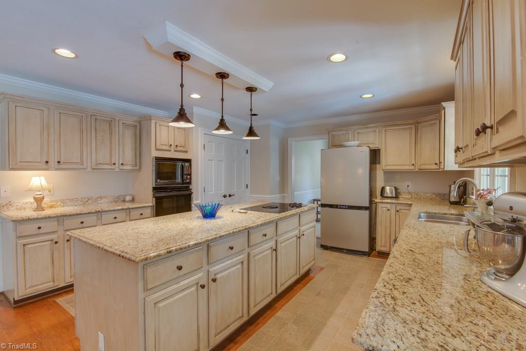 233 Yadkin Valley Road Advance, NC 27006 - Photo 8 of 30 Gallery Image 8