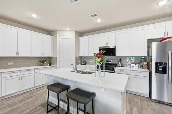 $439,000 | 215 Suma Drive, Euless, TX 76040