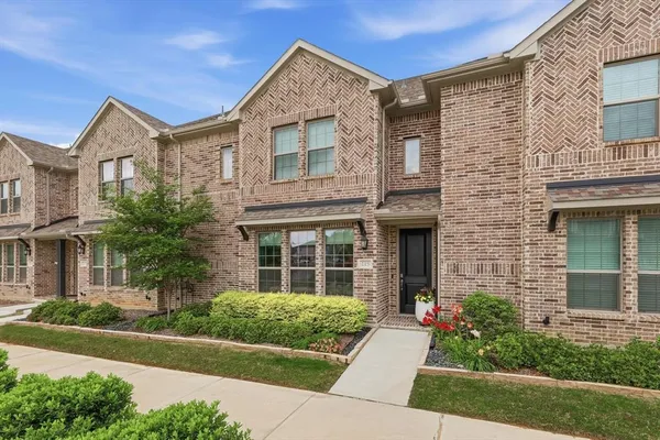 $439,000 | 215 Suma Drive, Euless, TX 76040