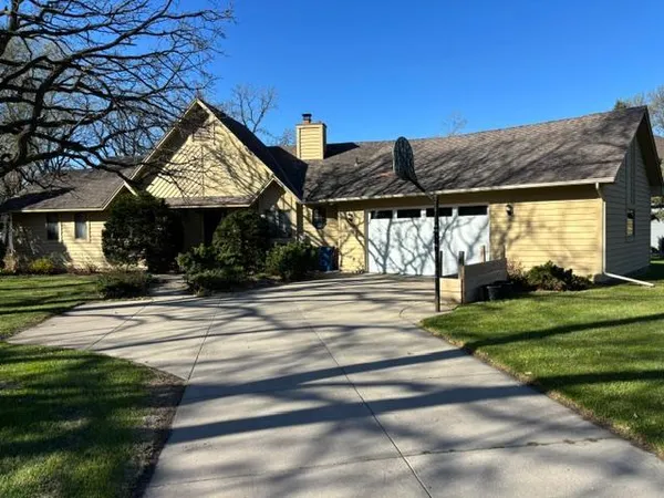 $395,000 | 1206 Riverview Court, Sauk Rapids, MN 56379
