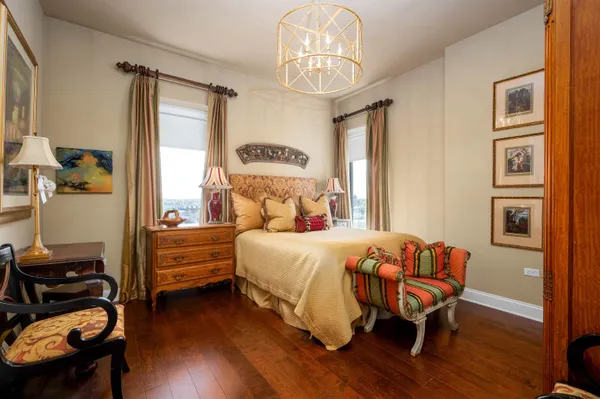 $890,000 | 717 Riverside Drive, Unit 609/610, Memphis, TN 38103