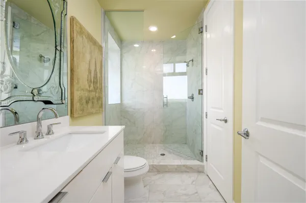 $890,000 | 717 Riverside Drive, Unit 609/610, Memphis, TN 38103