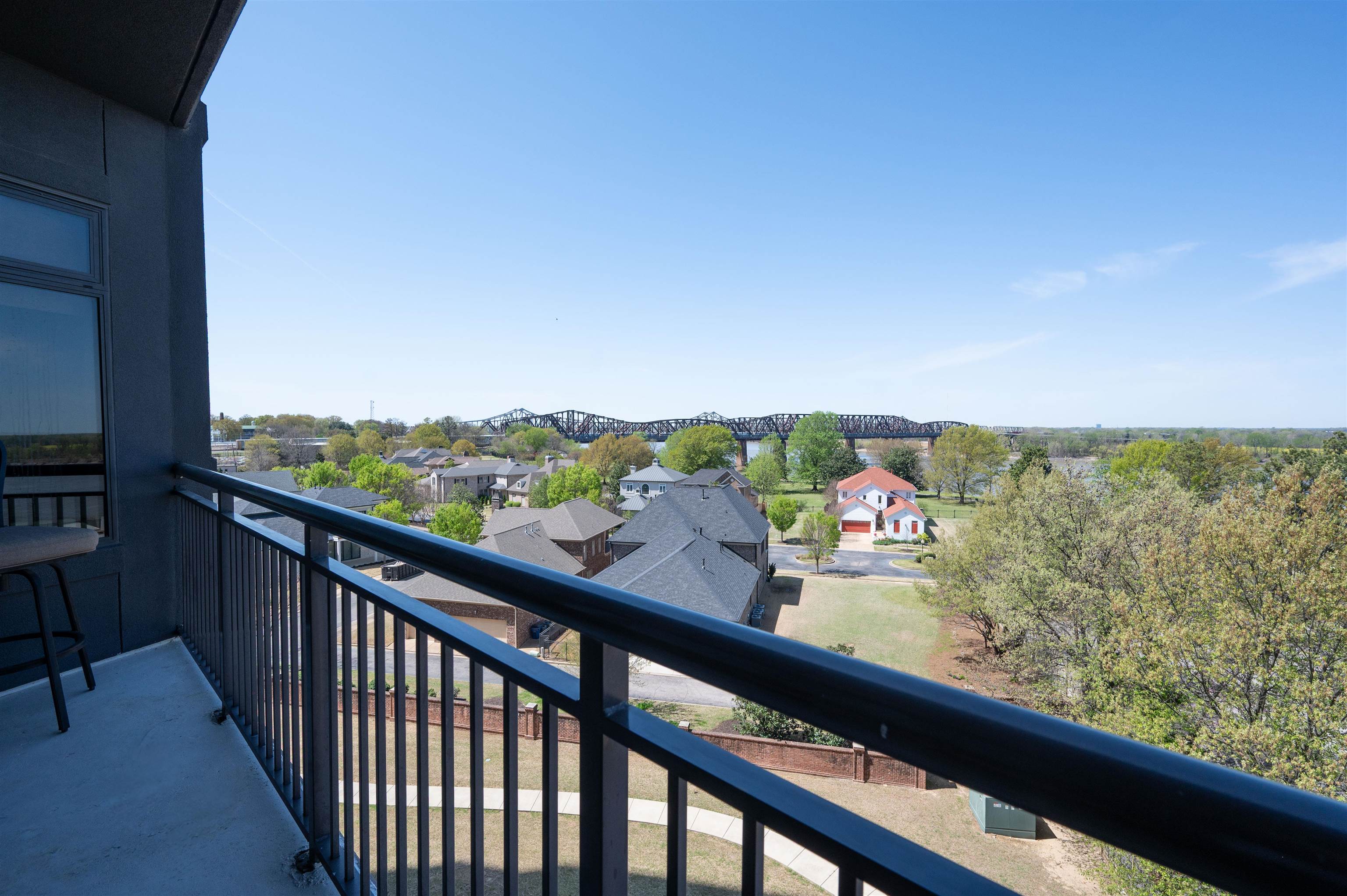 717 Riverside Drive, Unit 609/610 Memphis, TN 38103 - Photo 21 of 38