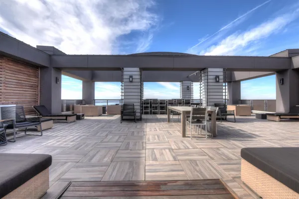 $915,000 | 717 Riverside Drive, Unit 609/610, Memphis, TN 38103