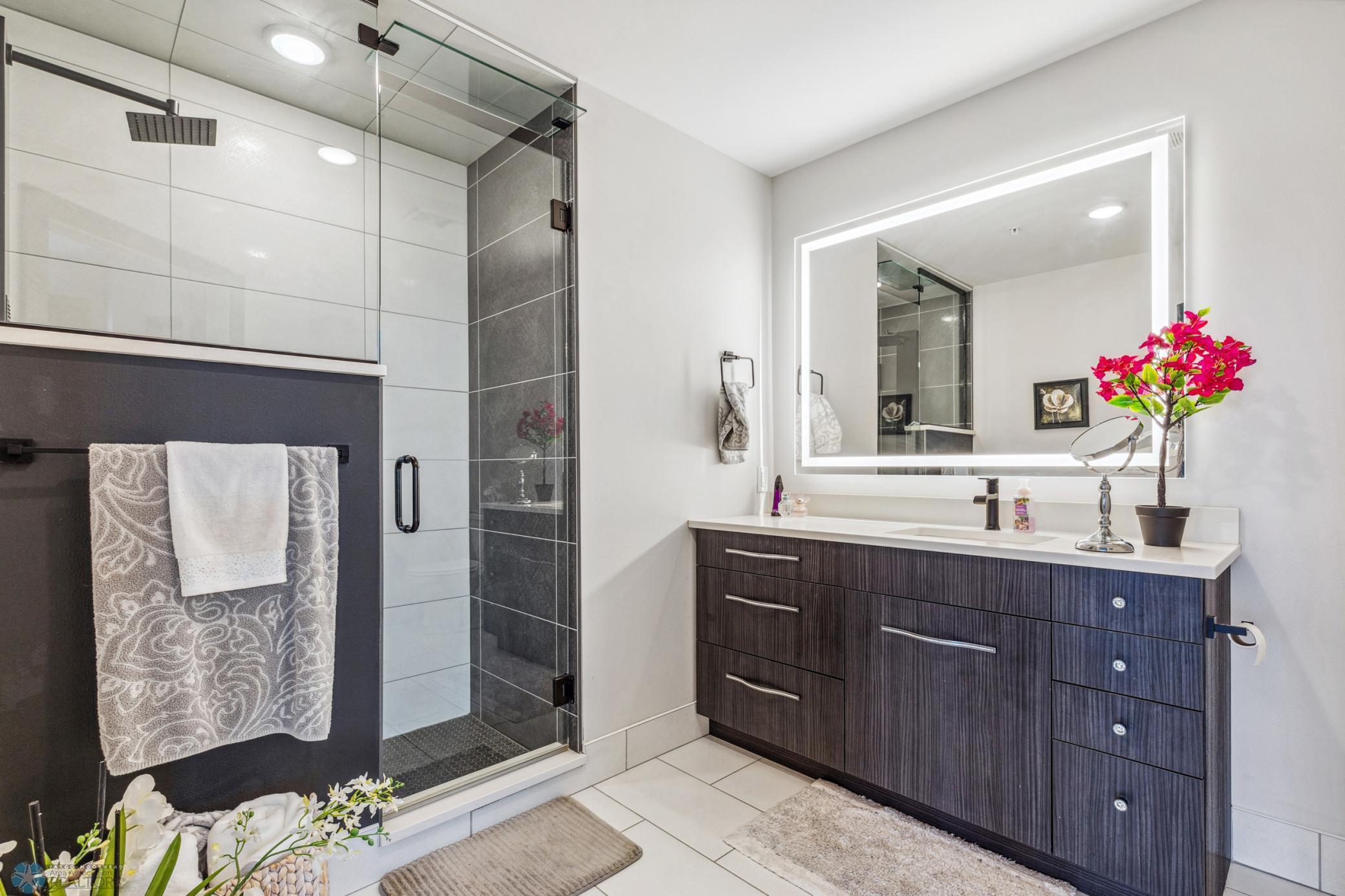 200 4th Avenue North, Unit 102 Fargo, ND 58102 - Photo 13 of 49