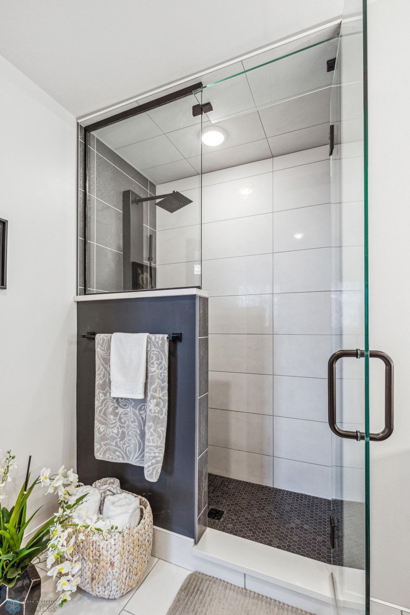 200 4th Avenue North, Unit 102 Fargo, ND 58102 - Photo 14 of 49